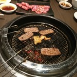 炭火焼肉・韓国料理 KollaBo - 