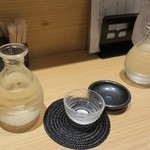 Yura Kanae - 日本酒は一合徳利で出る