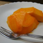 つる由 - マンゴーぽいけど、パパイヤっぽい(⌒-⌒; )