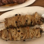 大衆酒場　玉井 - 焼き鳥かわ(塩)  120円×2本