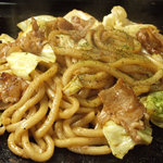 かりふわ堂 - 豚焼うどん￥780 / 炒めてもコシの強いかりふわ堂自慢のうどんを是非!!!!