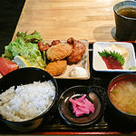 Minatoya - 鶏のからあげ＆牡蠣フライのMIX定食