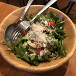 なんばワイン酒場 バルミチェ - 
ベーコンのシーザーサラダ
