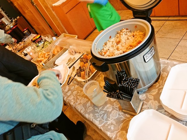 新宿 ご飯 デート 大学生 出会い系アプリ