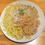 りきどう - 焙煎２色つけめんチャーシュ＋ネギトッピングー