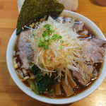 りきどう - 小平麺らぁめんチャーシュー＋ネギトッピング