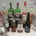 Royal Orchid Lounge - リカーコーナー