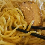 麺処いぐさ - 麺はめっちゃ太くて、チャーシューはプルップルッ❗️