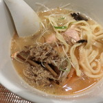 雨は、やさしくNo.3 雨燦燦 - ごぼう・ペースト・レアチャーシュー