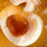 麺道夢幻 - 特製鶏二郎(こってり白湯)@1,150円の味玉