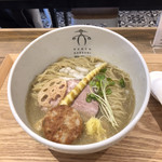 Kakashi - 煮干しと生姜の鶏白湯ラーメン＋鶏つくねトッピング