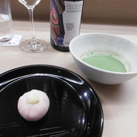 味舌 - 白ボトルと甘味