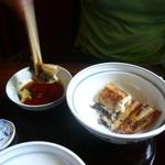 はせべ - 白焼きは生姜醤油でいただきます