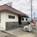 ソースかつ丼 我山 - お店外観