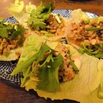 タイ料理 カフェランブータン - ヤムムータクライ