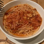 カプリチョーザ - トマトとニンニクのスパゲティ取り分けサイズ