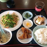 Taiwan Ryourikisshou - ニンニクの芽と豚肉炒め定食