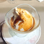 ラ スフォリーナ - ランチB3,900円：牛乳のジェラート、バルサミコをかけて