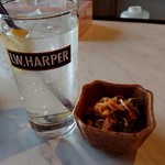 韓国居酒屋 のんのん - レモン酎ハイ(550円)と、お通し(300円)