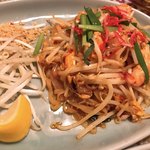 タイの食卓 クルン・サイアム×アティック× - パッタイ