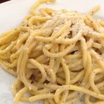 Vacanza Romana - チーズと黒コショウのパスタ