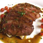 fino - フランス産鴨胸肉のロースト ゴルゴンゾーラソース
