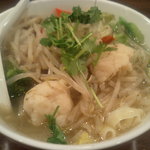 刀削麺荘 唐家 - 山盛り野菜刀削麺