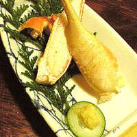 かに道楽 新宿本店 - 蟹酢？とにかく蟹を酢につけて食べろと言われました。