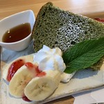 Kafemitsubachibumbundou - 抹茶のシフォンケーキ