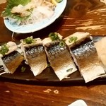 居酒屋 とっくり - 居酒屋 とっくり＠帯広　鯖ずし 一本（1420円外税）