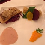 マゼランズ - 真鯛のポワレ、ストロベリーソース