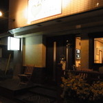 ル･クール - ファサード