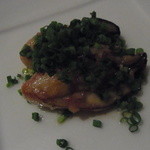 ル･クール - オードブル／広島産じごぜん牡蠣のムニエル、シェリーヴィネガー風味