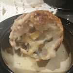 トゥ・ラ・ジョア - 蓮根ととうもろこしの団子  中身