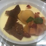 トゥ・ラ・ジョア - 杏仁クレームブリュレ