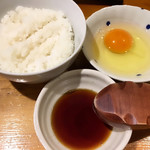 鳥吉 - 〆の卵かけご飯
