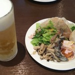 PIZZERIA Bel gioco - 前菜とビール