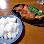 とんかつ　ステーキ 篠 - 大判ニンニク焼（ライス大盛り）