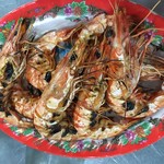 Quán Bé Mặn - 海老の炭火焼き