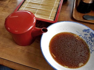 Kohantei Hosoi - 蕎麦湯（開店直後だったので薄かったです）