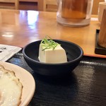 Meshiyamiyamotomunashi - ［2019/05］目玉焼きとウインナー定食(390円)