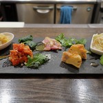 トリワイン ＰＩＫＯＳＨＨＨＵ - 前菜５種盛