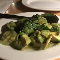 カルネジーオ イースト - 