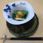 トゥ・ラ・ジョア - ●新玉葱と海鮮の蒸し物、羅臼産バフンウニ、あおさ