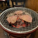 Hitoridemo Yakiniku - 