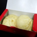 551蓬莱 - 豚まん2個入り380円