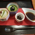 京源 - 抹茶とほうじ茶の宇治プリン 550円