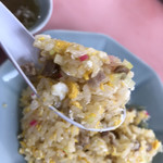 金蘭 - チャーハンリフト(^^)
      少しピンボケしてます(⌒-⌒; )