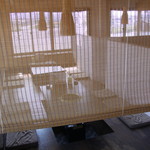 焼肉　蓮 - 各客席を簾にて仕切れます