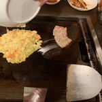 お好み焼 三吉 法隆寺店 - ブタキムチ玉③